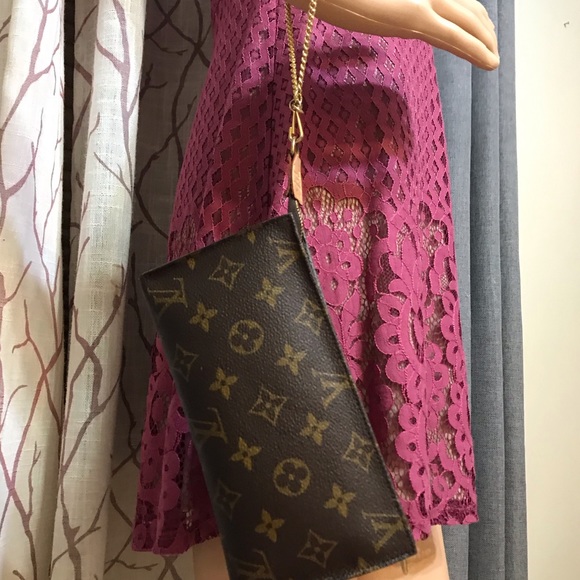 ❌❌SOLD❌❌Louis Vuitton bucket pouch gm 100authentic - Picture 2 of 8